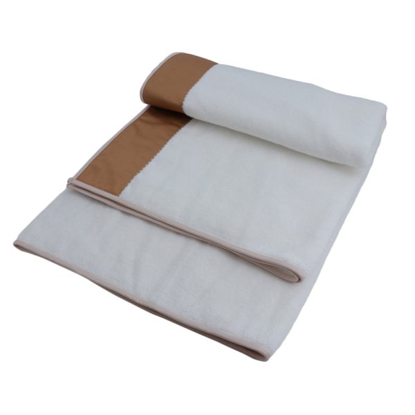 Yves Delorme Prelude Bath Sheet Terre 120X160 cm on Sale